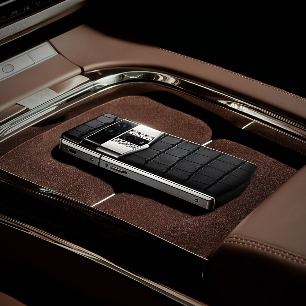 Купить Vertu Agent Q по лучшей цене!