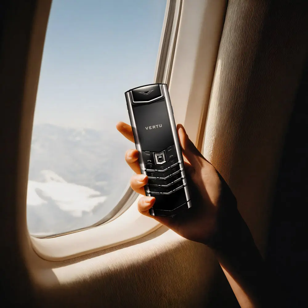 Купить Vertu Signature S Design по лучшей цене!