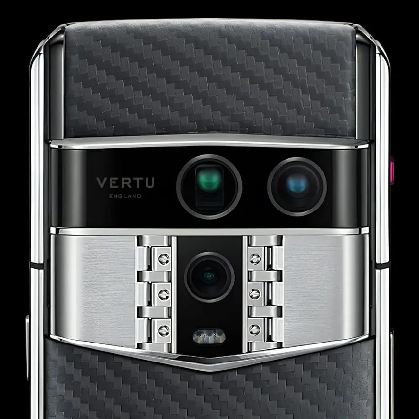 VERTU AGENT Q BLACK CARBON PATTERN & SILVER PLATE - ЦЕНА, ОПИСАНИЕ, ФОТО - 4