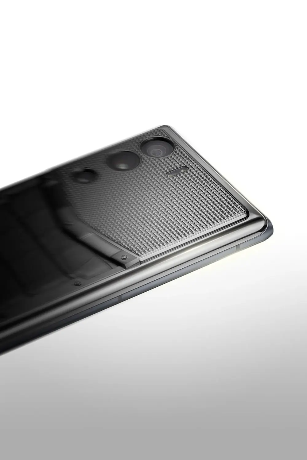 Vertu Metavertu — Прочность, возведённая в элегантность.