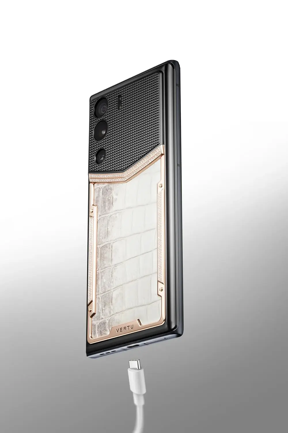 Vertu Metavertu — Энергия, что движет вперёд.
